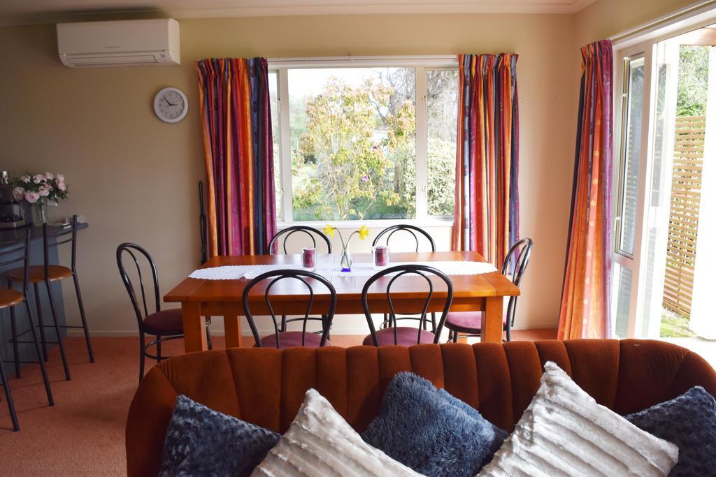 Motueka Homestay Bed & Breakfast Экстерьер фото