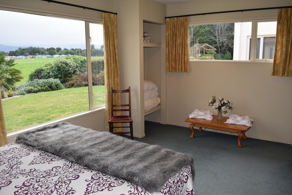 Motueka Homestay Bed & Breakfast Экстерьер фото