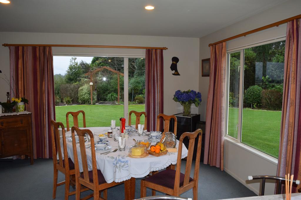 Motueka Homestay Bed & Breakfast Экстерьер фото